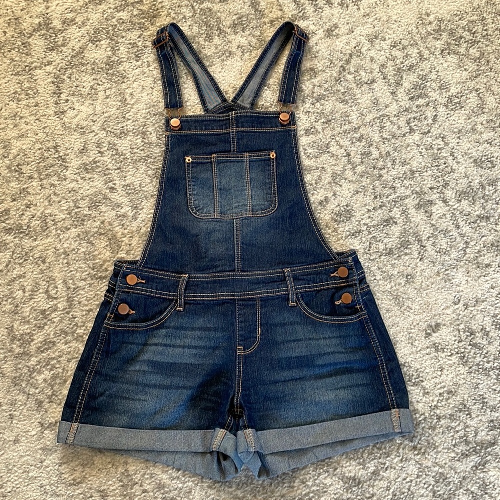 Short bibs